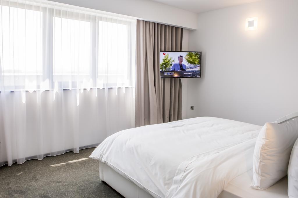 Hotel Tempo Târgu-Mureş Zewnętrze zdjęcie