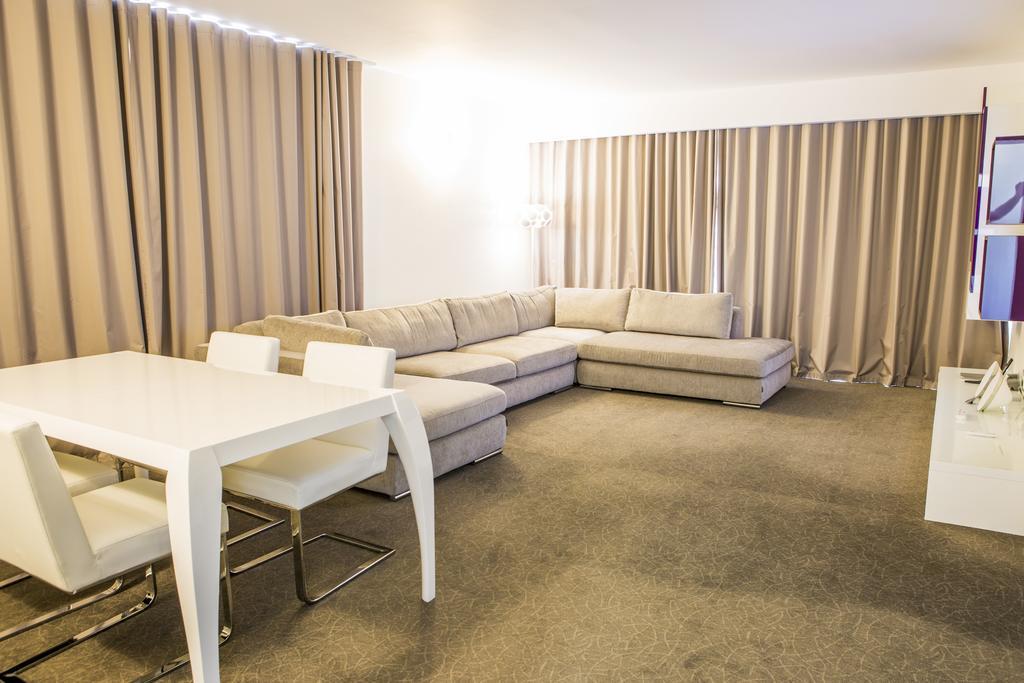 Hotel Tempo Târgu-Mureş Zewnętrze zdjęcie