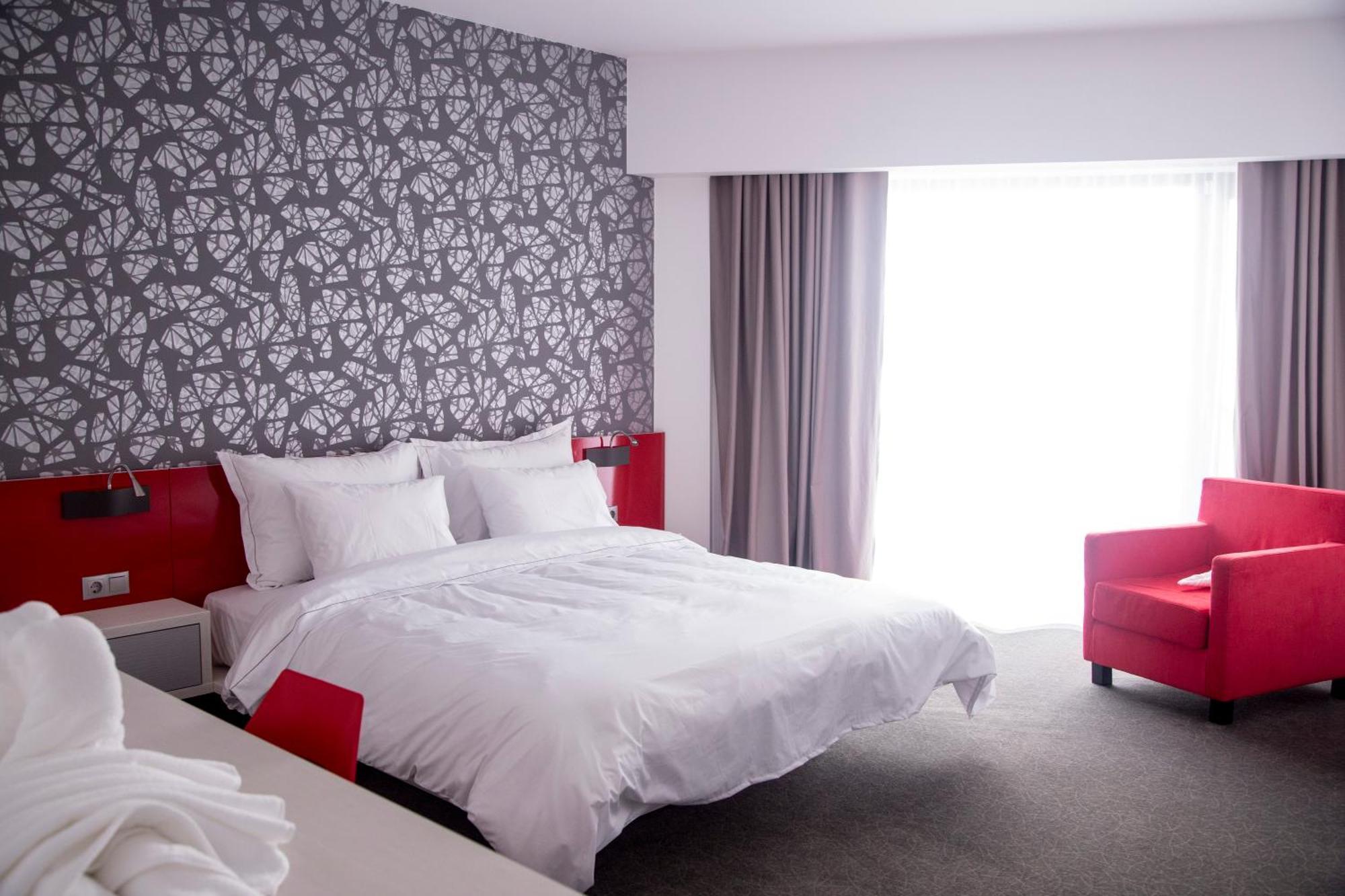 Hotel Tempo Târgu-Mureş Zewnętrze zdjęcie