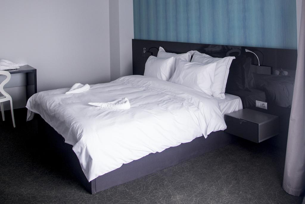 Hotel Tempo Târgu-Mureş Zewnętrze zdjęcie
