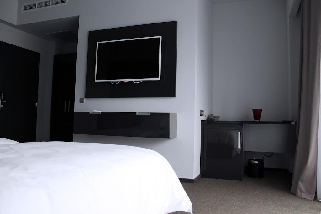 Hotel Tempo Târgu-Mureş Pokój zdjęcie
