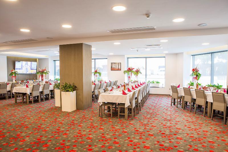 Hotel Tempo Târgu-Mureş Zewnętrze zdjęcie