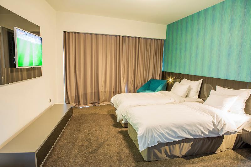Hotel Tempo Târgu-Mureş Zewnętrze zdjęcie